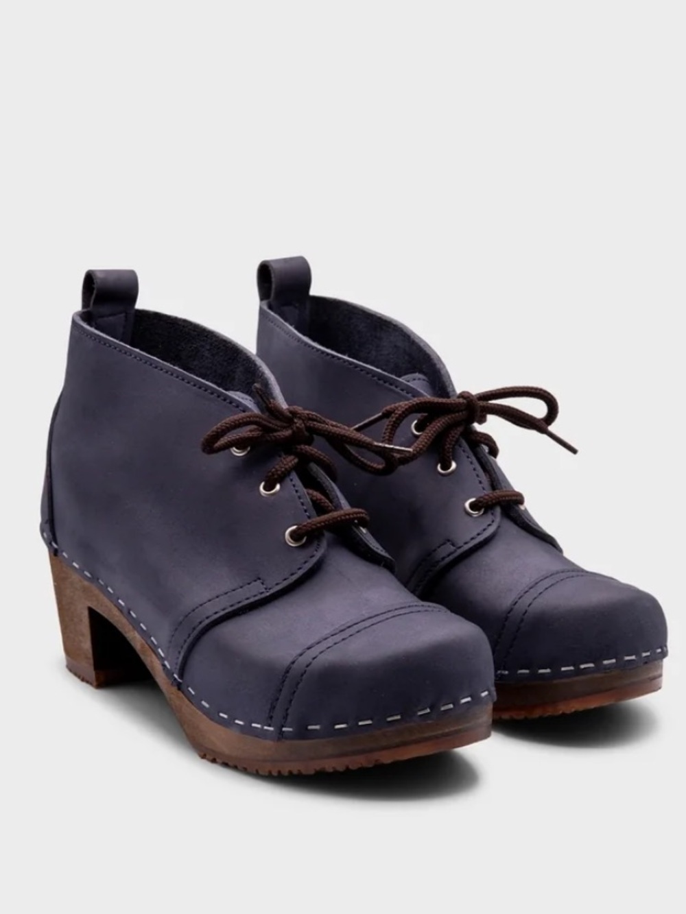 Sandgrens | Women’s Chukka Cap Toe Clog Boots in Navy Size 7